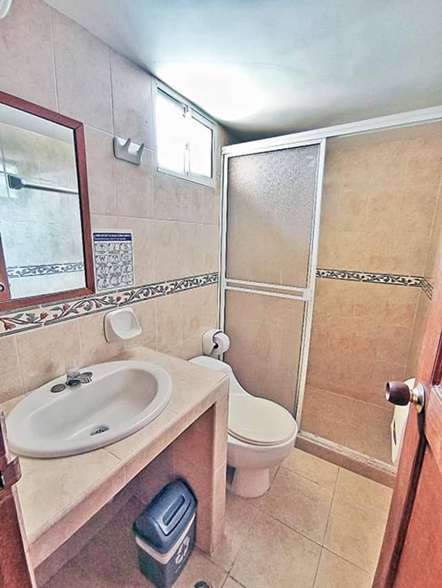 Hotel en Venta en Rodadero, Santa Marta de 3 plantas con garaje con REF 1423